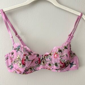🤍 Victoria’s Secret Dream Angels Push Up Pink Floral Appliqué Mesh Bra 36B